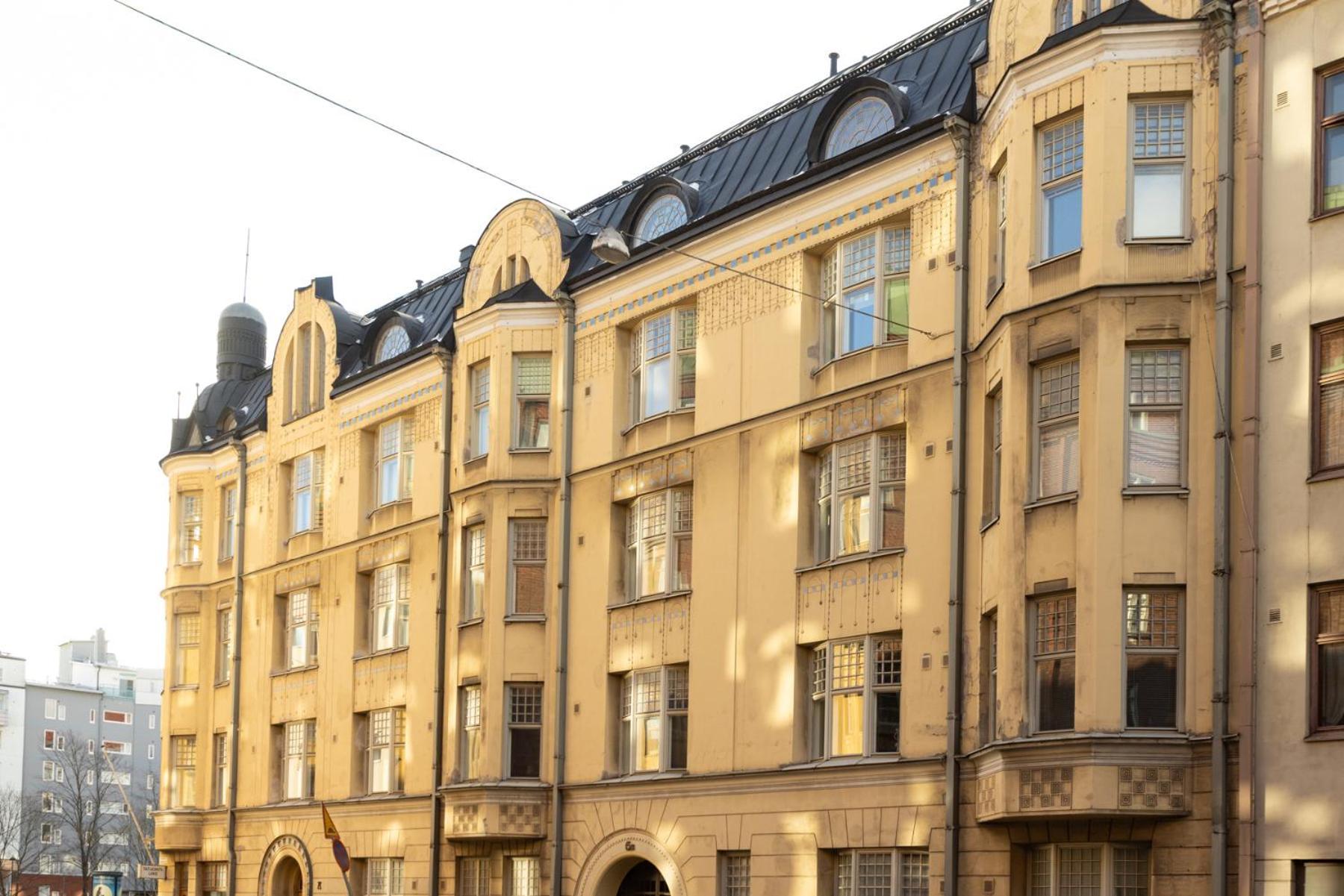 Small And Cosy In Heart Of Apartment